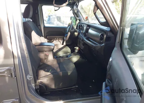 2018 Jeep Wrangler Unlimited Sport S 4X4 from USA, damaged, VIN 1C4HJXDG4JW157805